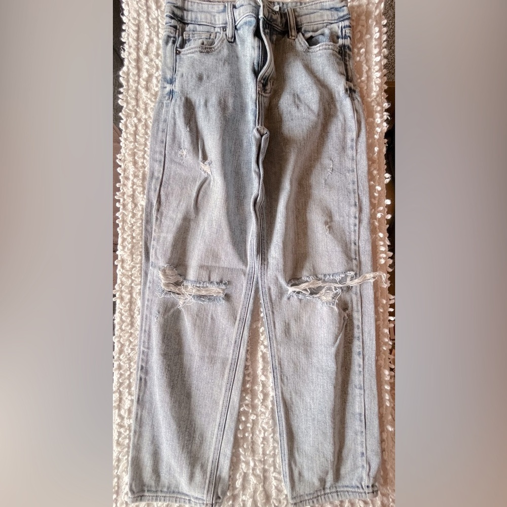 Hidden Jeans